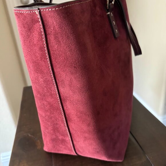 🍂🍁Perfect Fall Bag - Dooney and Bourke Alta Via Joelle in Bordeaux🍂🍁 - Picture 4 of 16